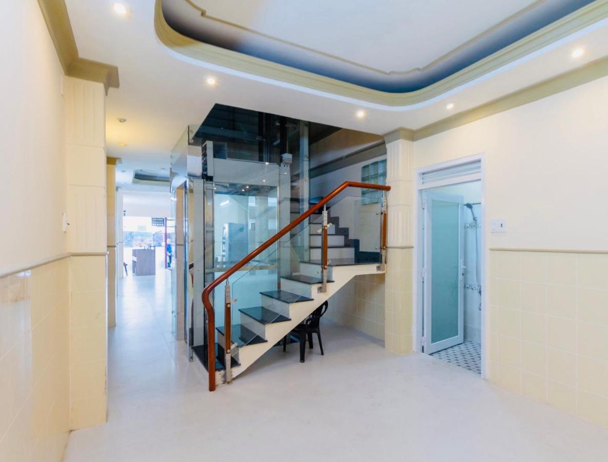 Home Away Do Quang Dau- Homestay, City Center, D1 مدينة هوشي منه المظهر الخارجي الصورة
