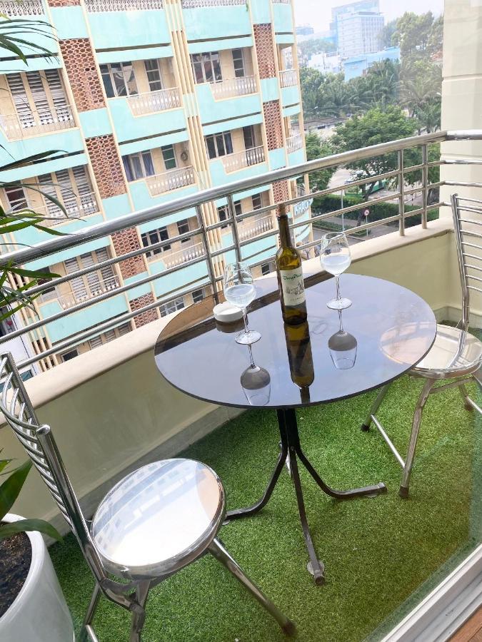 Home Away Do Quang Dau- Homestay, City Center, D1 مدينة هوشي منه المظهر الخارجي الصورة